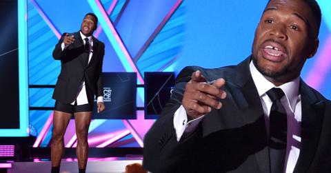 Michael Strahan Strips As Critic's Choice Awards Host