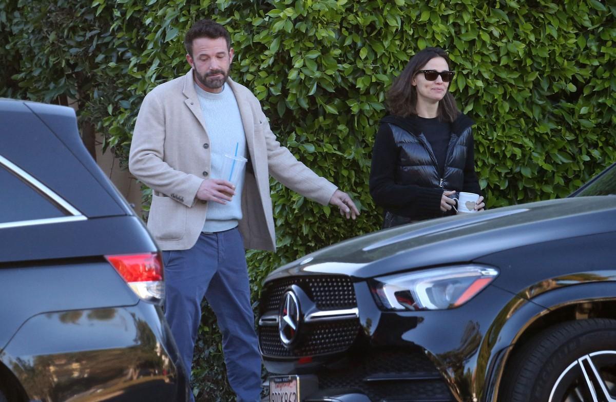 Jennifer Garner said photographers have followed her, Ben Affleck and their three children for years.