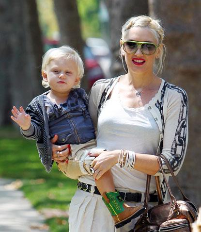 Gwen Stefani and Family Visit Grandma and Grandpa