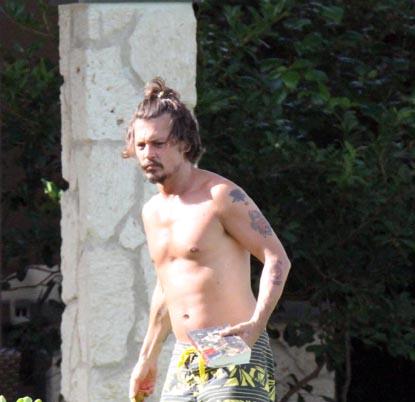 Johnny Depp Shirtless In Hawaii