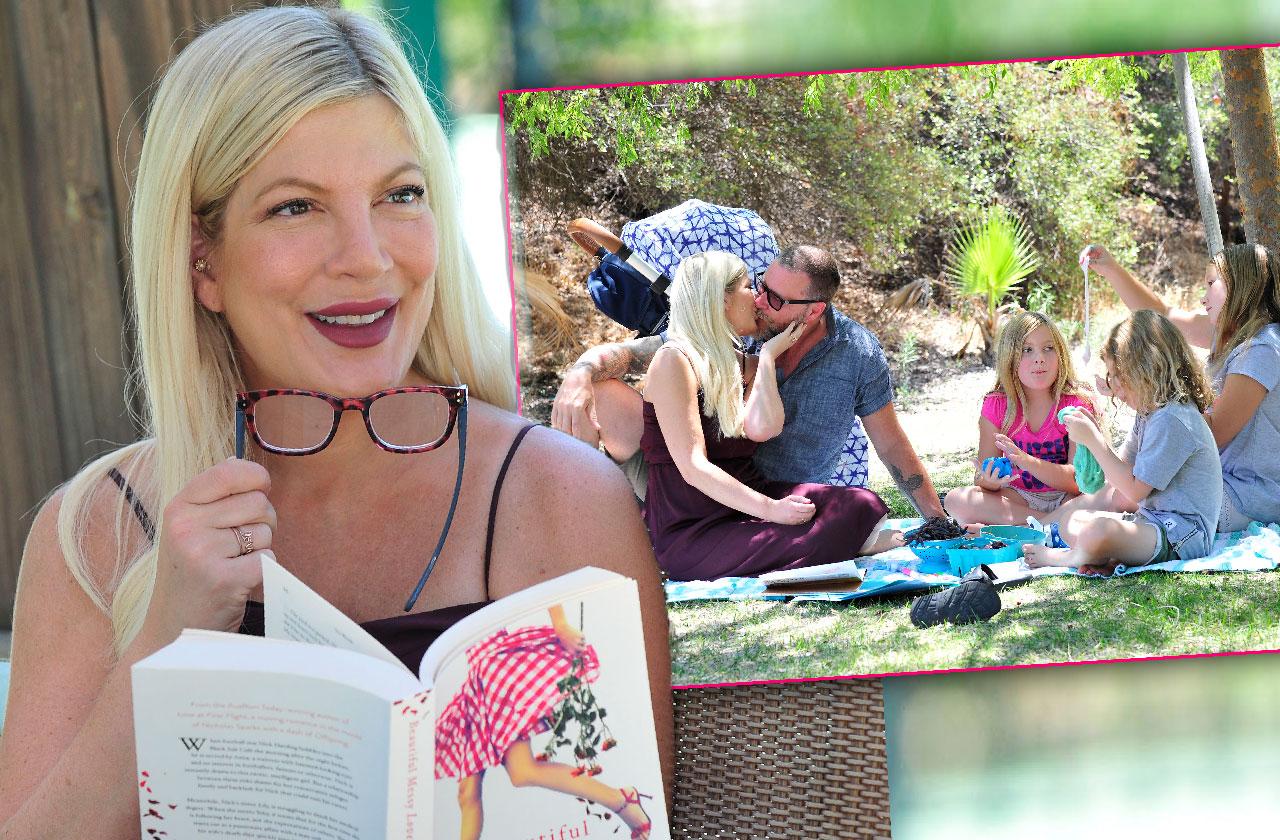 Tori Spelling And Dean McDermott Reunite For Picnic