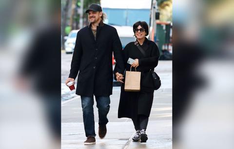 stranger things david harbour no wedding ring photos lily allen married divorce breakup r