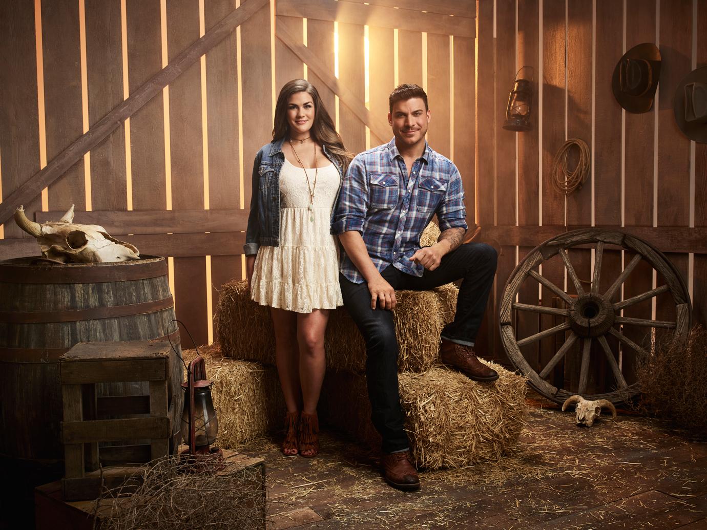 VANDERPUMP RULES: JAX AND BRITTANY TAKE KENTUCKY promo image