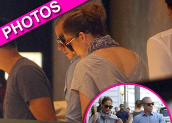 //j lo casper ring shopping inf