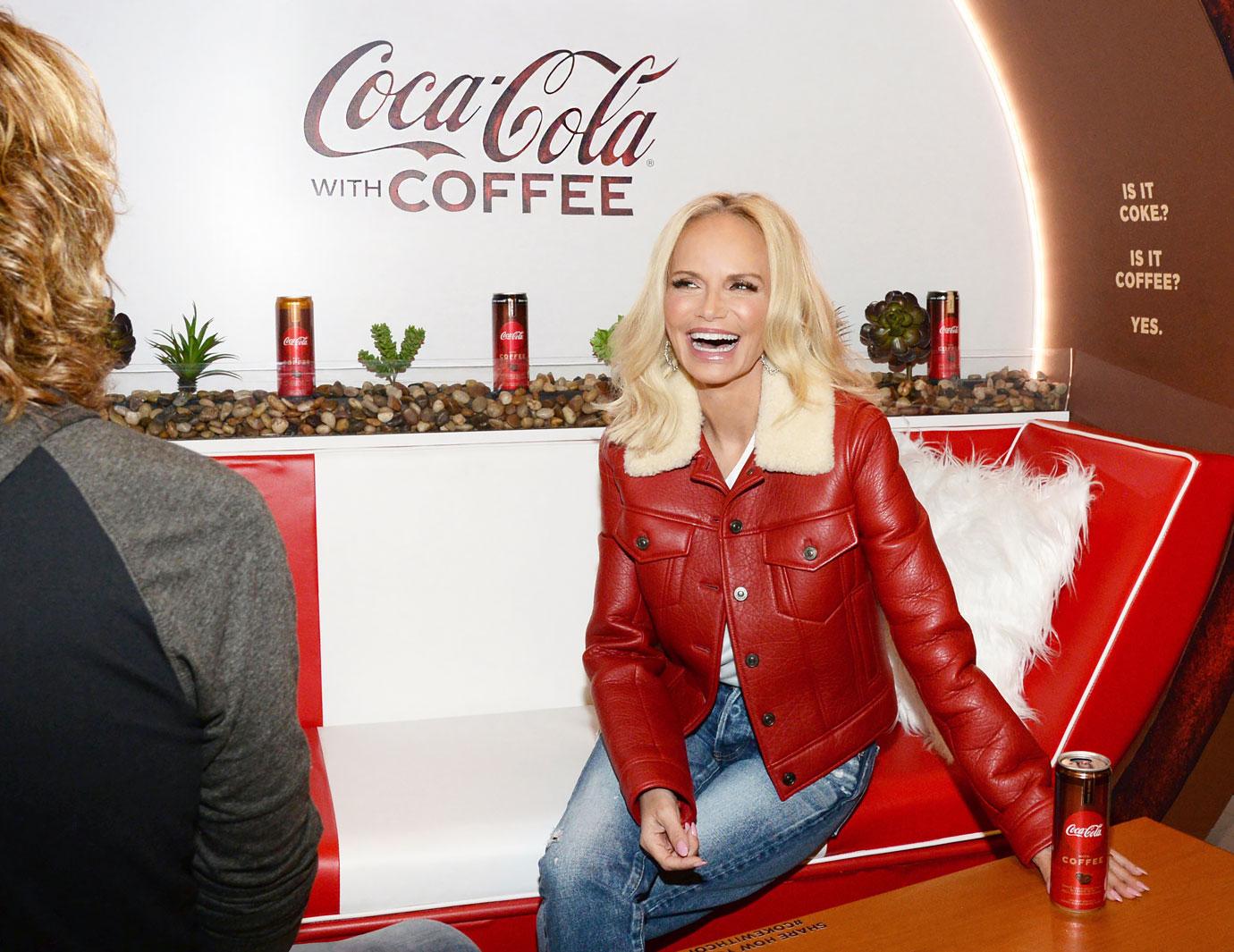 kristin chenoweth coca cola coffee break pod