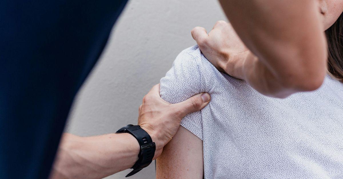 integrating chiropractic care and functional medicine a holistic path lasting wellness