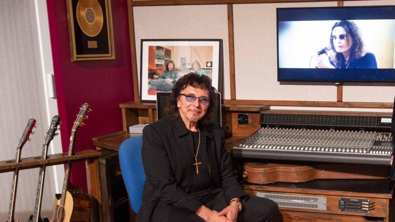 Photo of Tony Iommi and Ozzy Osbourne