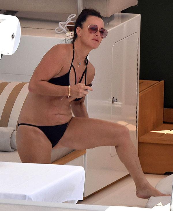 Tmi Kyle Richards Lets It All Hang Out In Itsy Bitsy Bikini On Italian