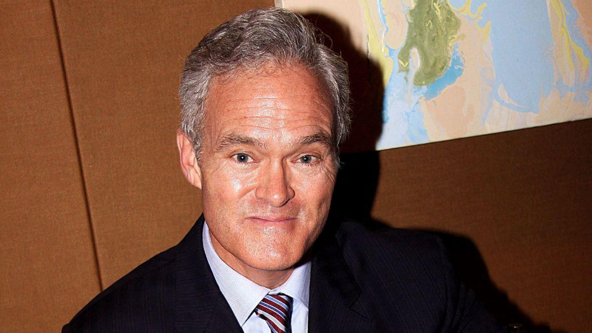 A photo of Scott Pelley