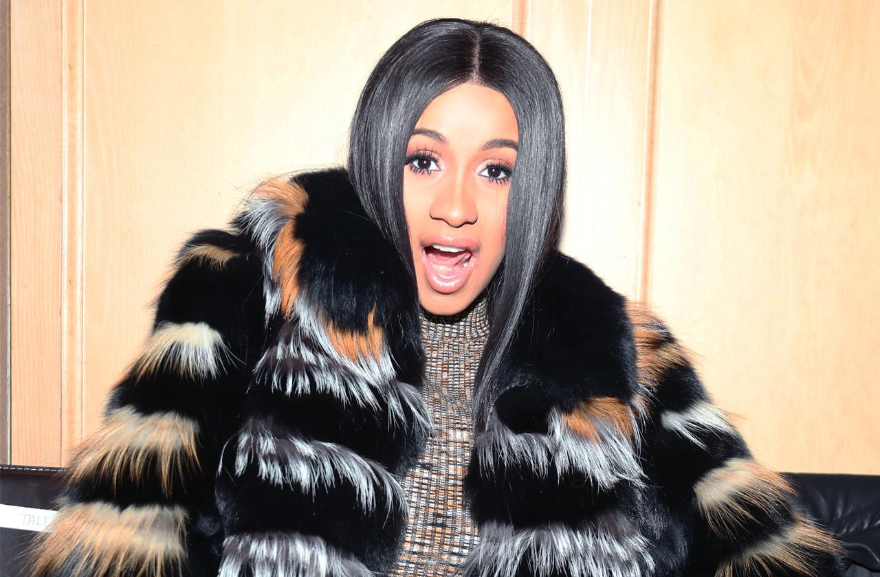 //cardi b deletes her social media pp