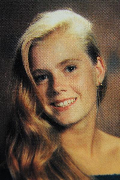 //amy adams yearbook splash