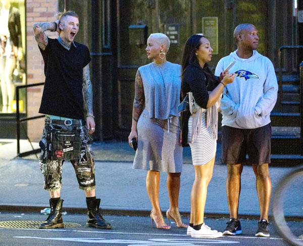 Amber Rose With Bad Boy Boyfriend Machine Gun Kelly