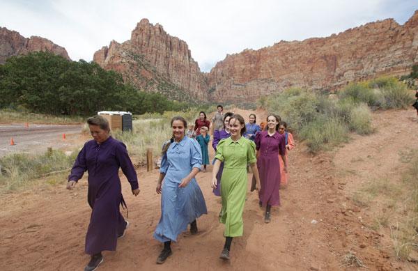 Sister Wives -- Rare Look Inside Two Polygamous Towns