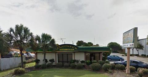 Stripper Accused Hitting Patron