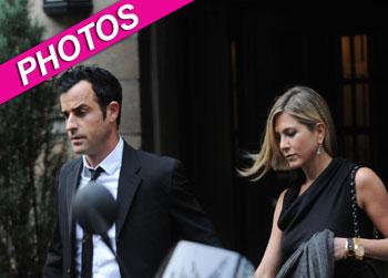 //jennifer aniston justin theroux splash