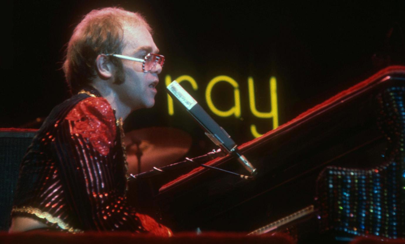 Elton John Tells All On Cocaine Addiction & Wild Sex In Shocking New Memoir