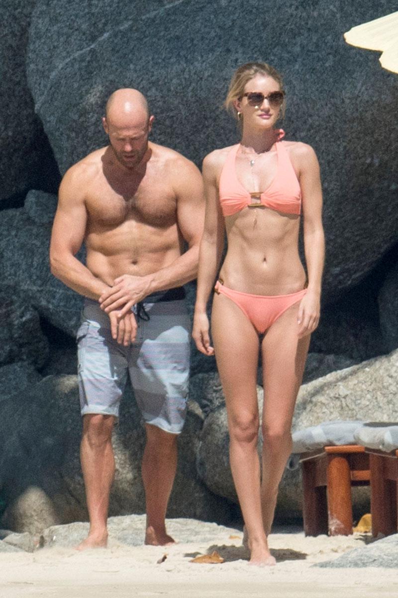 Rosie Huntington Whiteley Showcases Supermodel Slim Bikini Body In Printed Two Piece While Jason