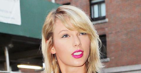 //taylor swift boob job breasts plastic surgery rumors pp