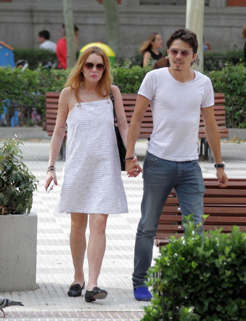 Lindsay Lohan Fiance Fight Beach Abusive Engaged