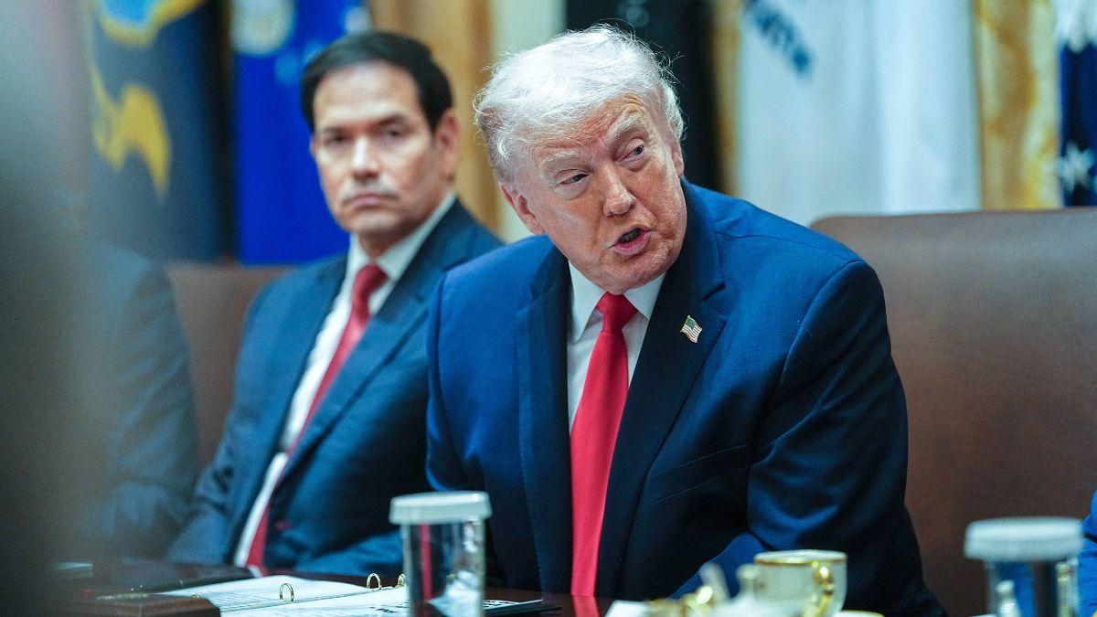 donald trump erupts late night rant defend kristi noem minneapolis shootings