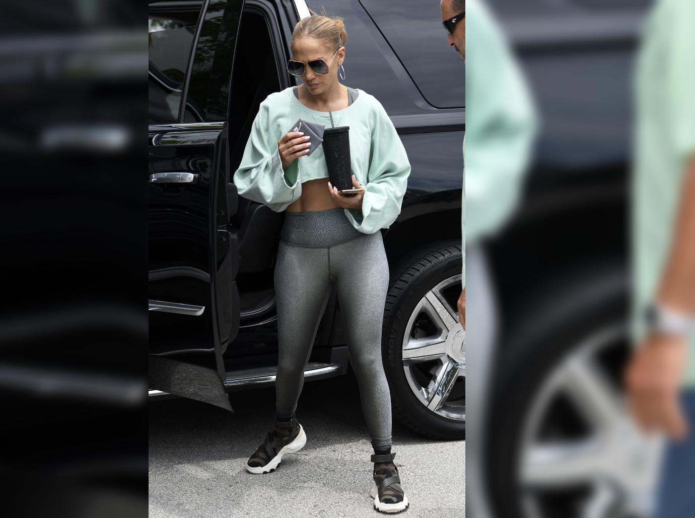 jennifer lopez gym