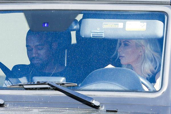 Kim Kardashian & Kanye West Pick Up Taco Bell