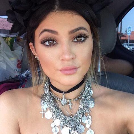 //kylie jenner coachella twitter