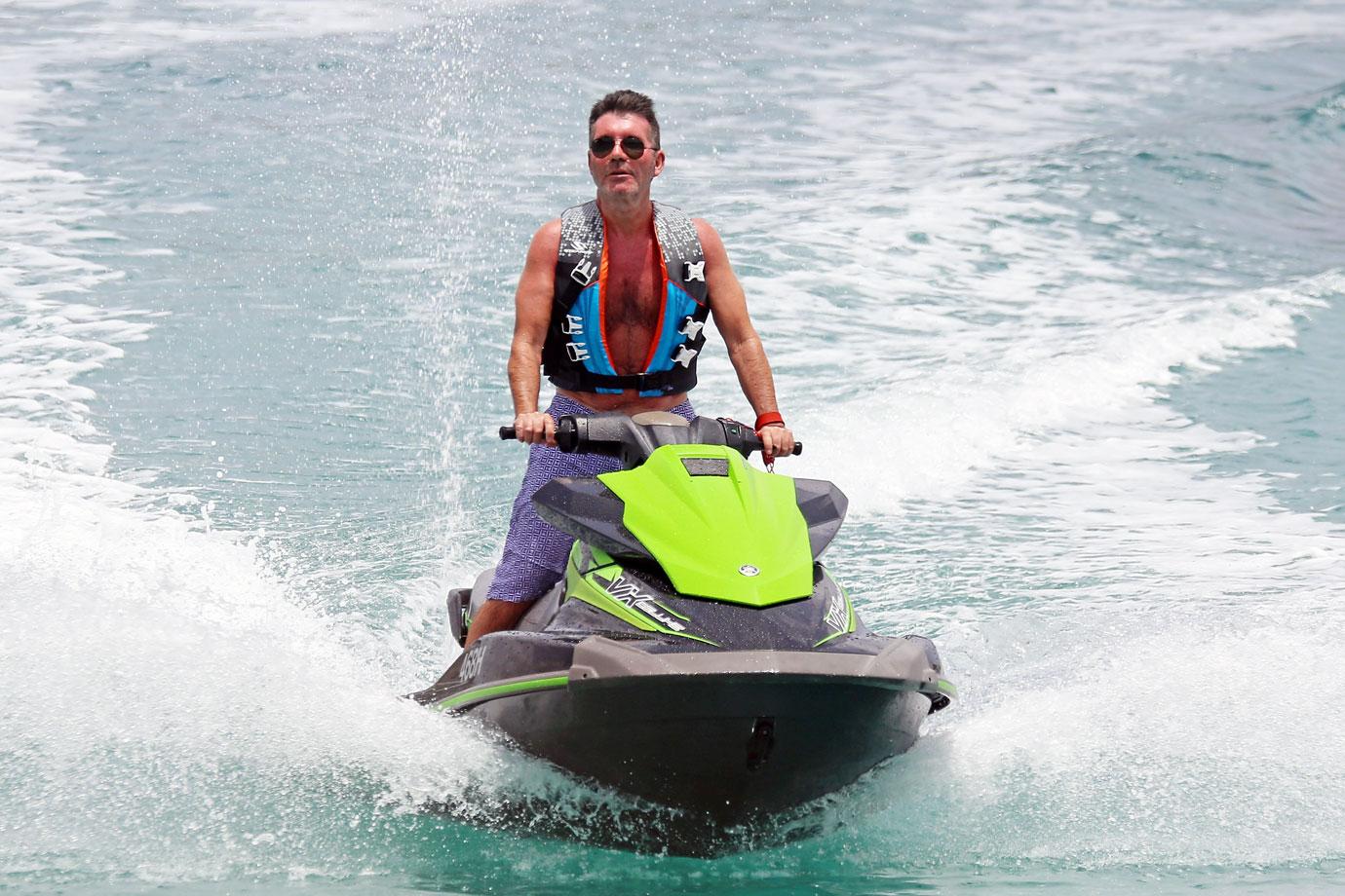 simon cowell jet skiing