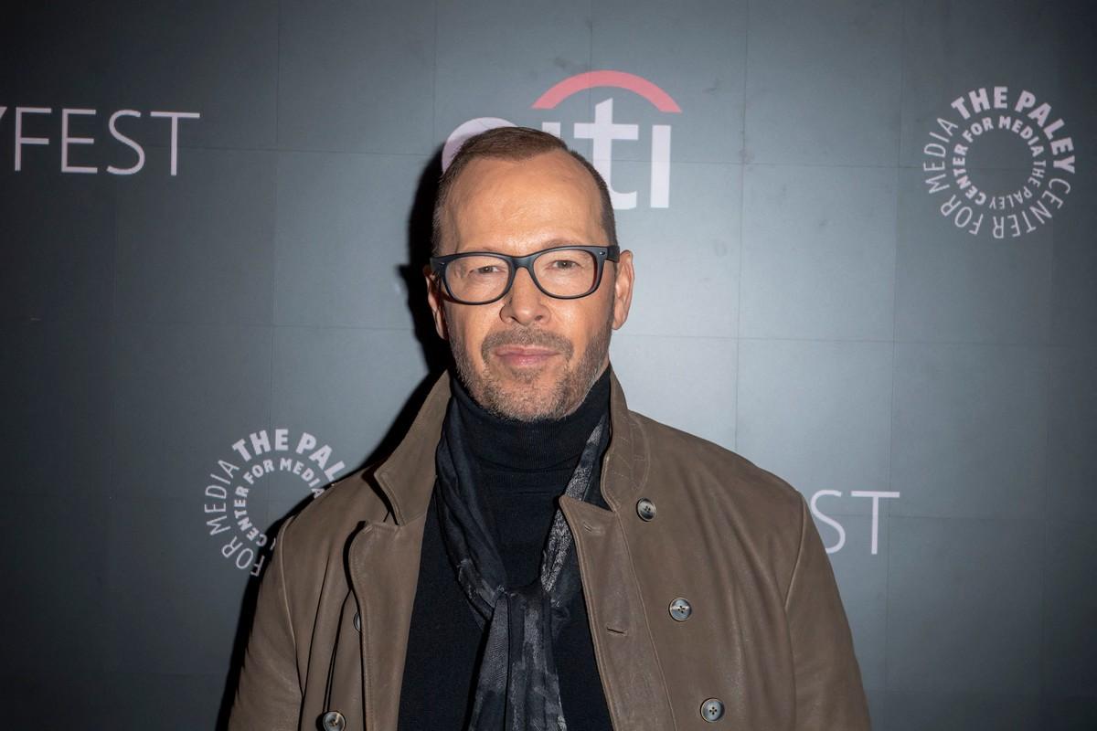 Donnie Wahlberg reportedly enjoys leading 'Boston Blue' as Tom Selleck still expects to be paid.