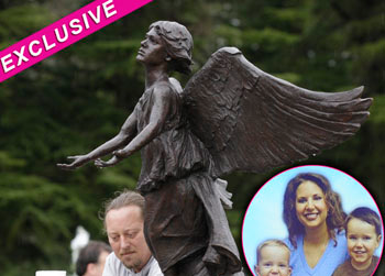 //susan powell memorial ap landov