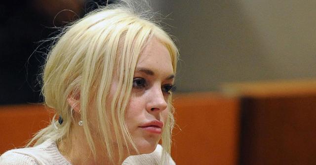 Lindsay Lohan Struggling In Rehab! 'She Looks Haggard And Hasn't ...