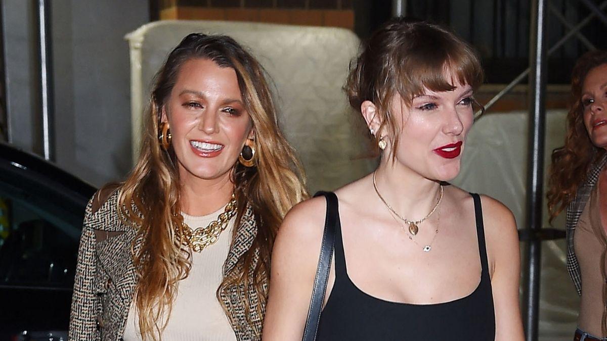 Photo of Blake Lively, Taylor Swift