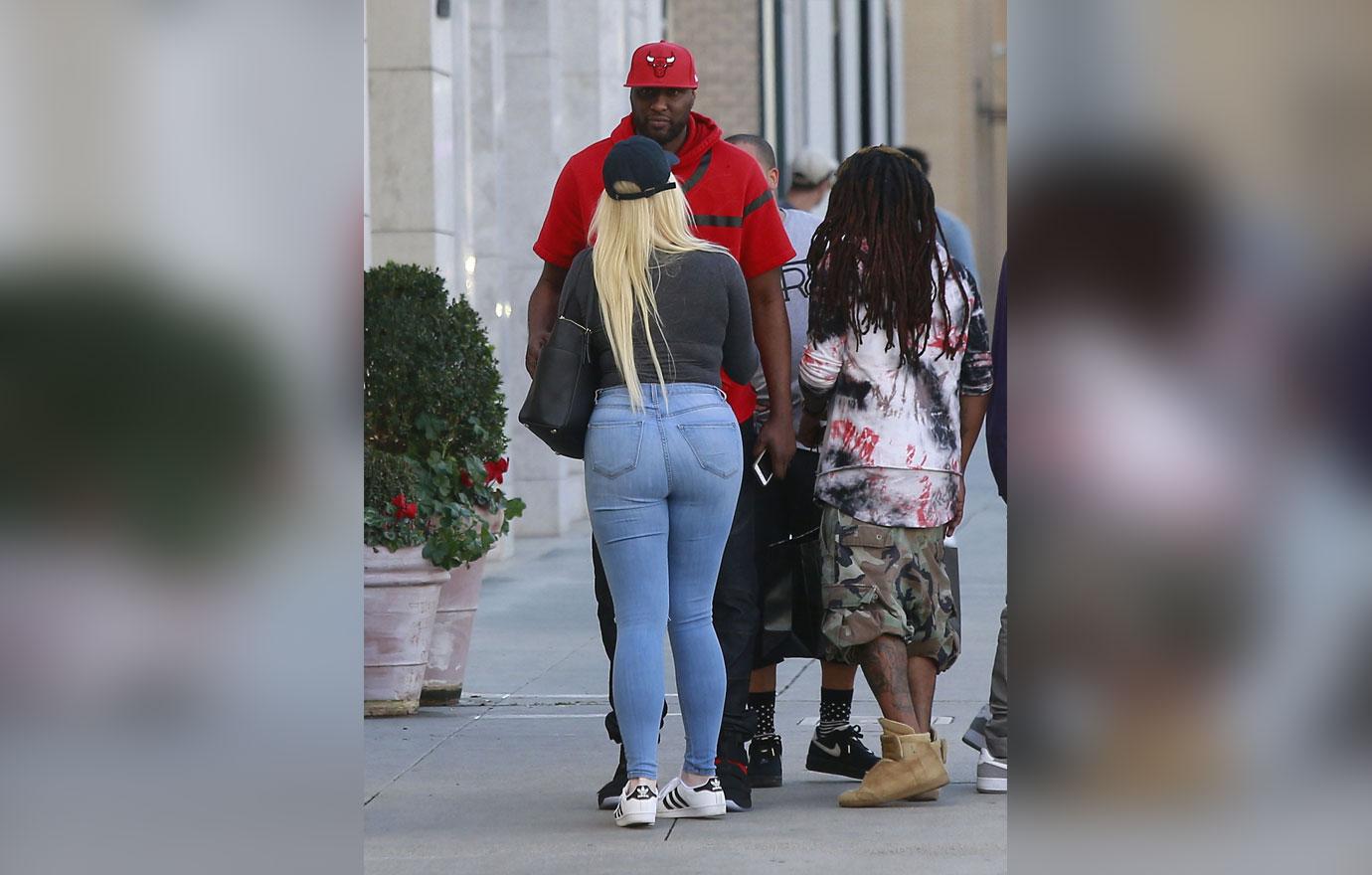 Lamar Odom Dating Khloe Kardashian Lookalike Pics