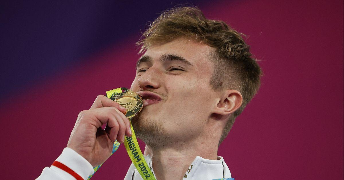 Olympic Athletes Are So Broke They Have to Fund Gold Medal Dreams With Sleazy OnlyFans Accounts: ‘There Isn’t a Lot of Money in Diving’