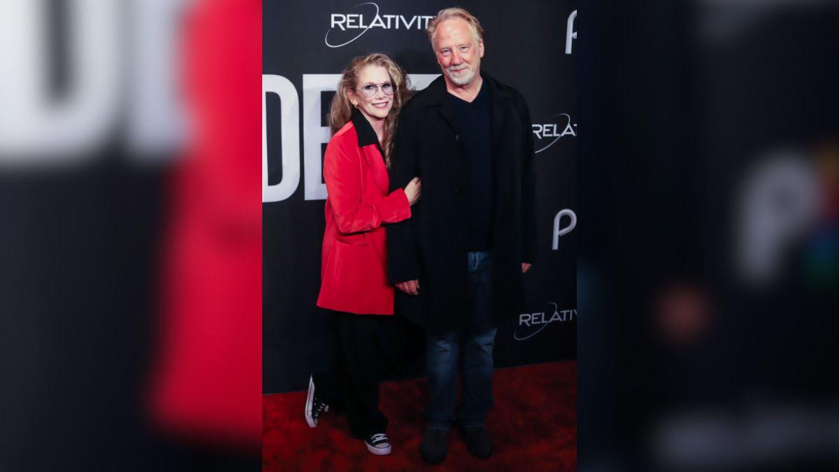 A photo of Melissa Gilbert and Timothy Busfield.