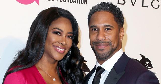 Kenya Moore Renew Vows