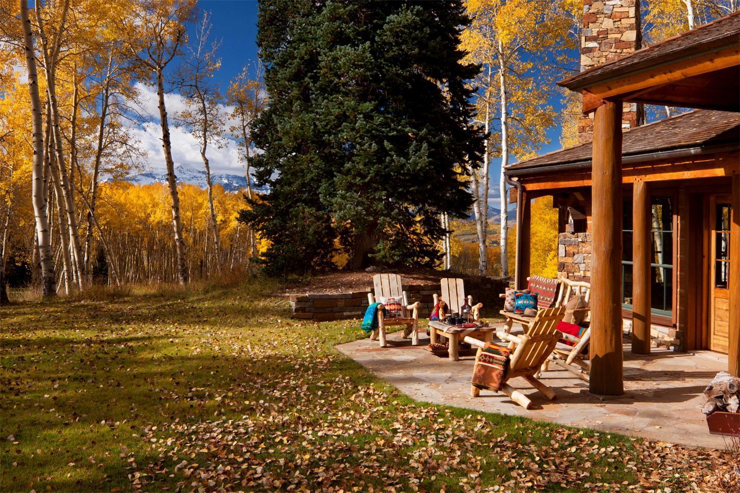 //tom cruise telluride mansion