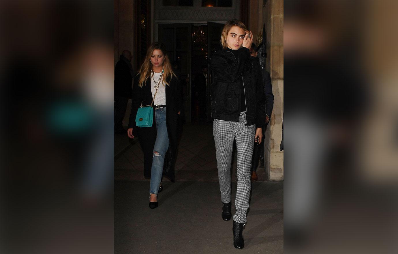 Cara Delevingne & Girlfriend Ashley Benson Kiss On Us Open Date