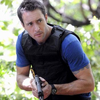 //alex oloughlin hawaii five