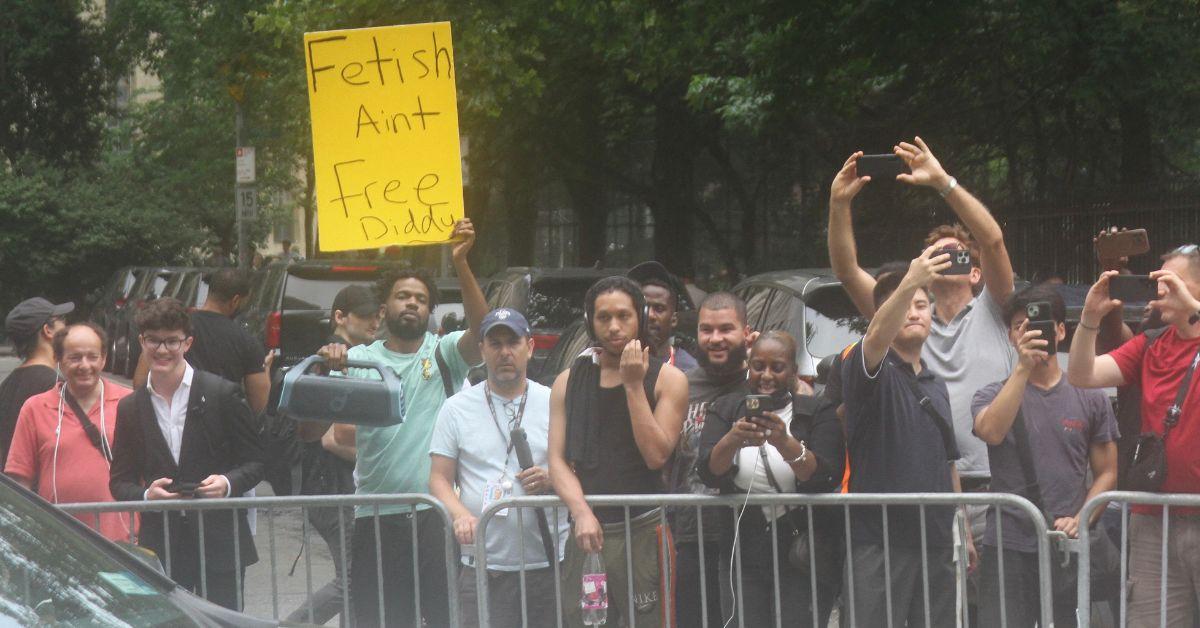 sean combs crowd