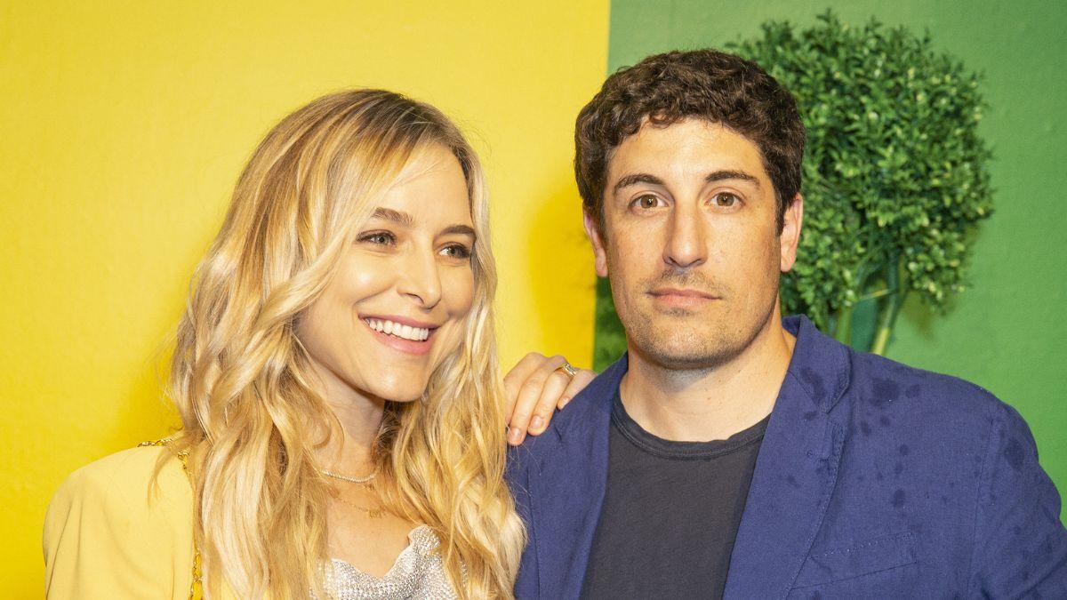 picture of Jason Biggs and Jenny Mollen