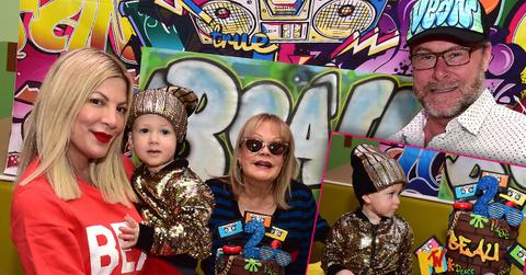 Tori Spelling Reunites Mom Candy Son Beau Birthday Party
