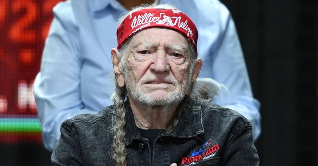 Willie Nelson’s Sad Suicide Confession Sparks Concern From Pals