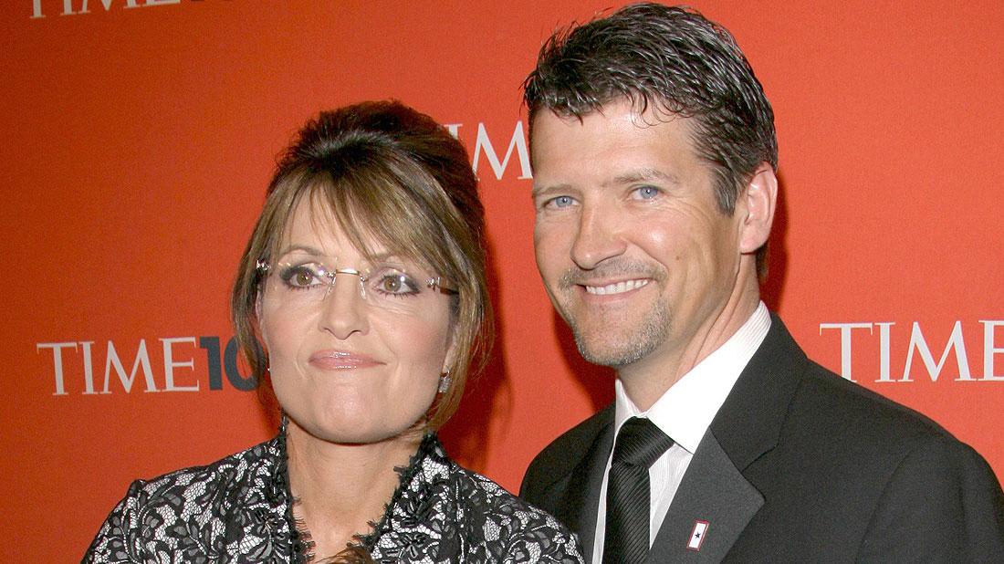 Reconciliation? Sarah Palin Ignores Husband Todd’s Divorce Filing(02)