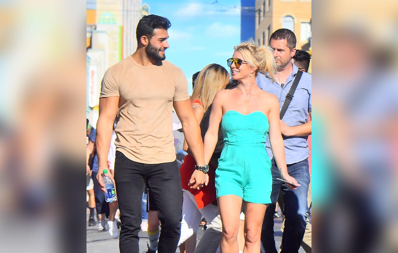 Britney Spears Engaged To Boyfriend Sam Asghari