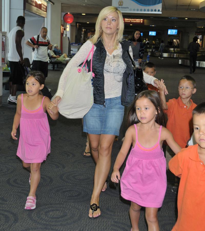 Kate Gosselin Cashes In On Kids