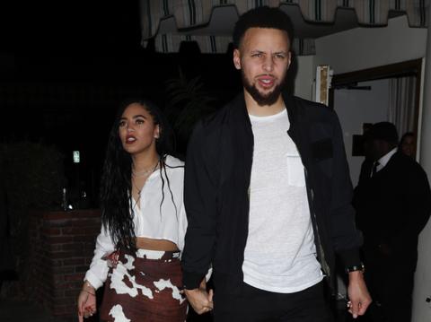 Steph Curry Shows Dad Public Support Amid Parents' Nasty Divorce