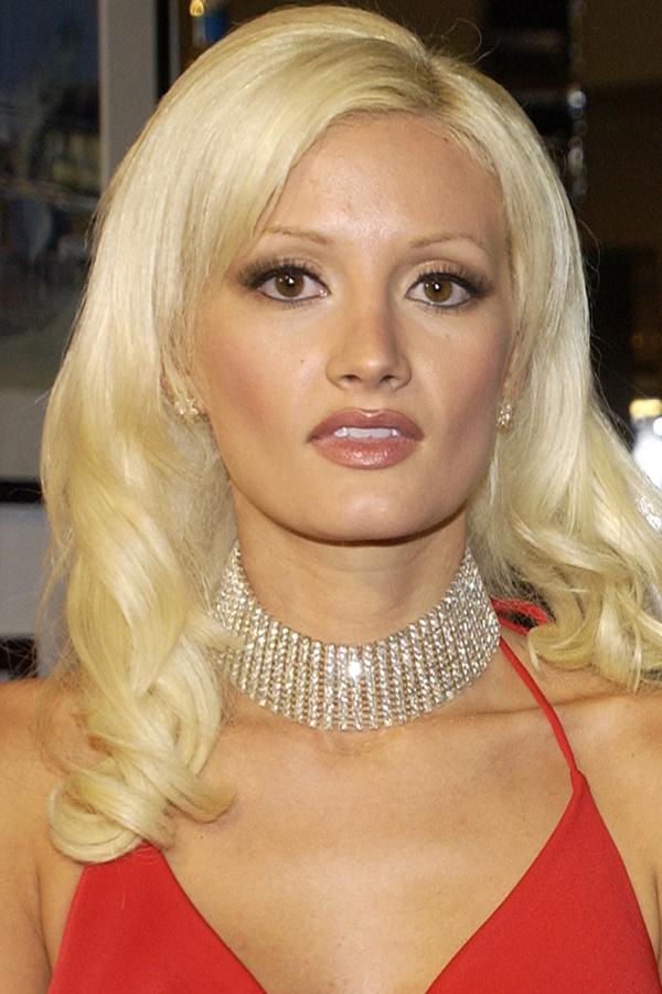 //holly madison dark past