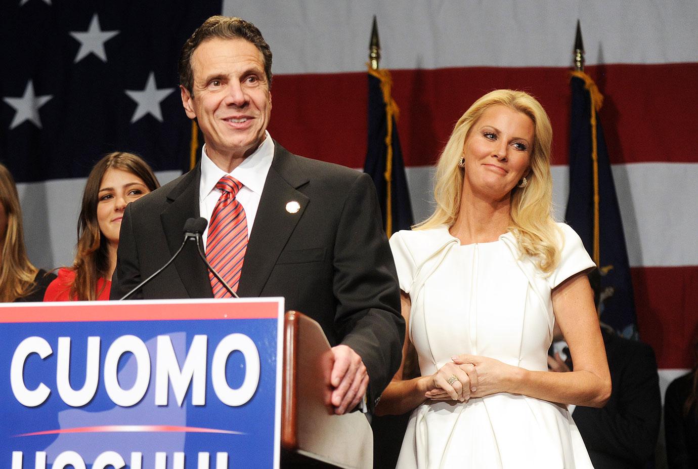 Andrew Cuomo S Ex Girlfriend Sandra Lee Continues Pda Filled Vacation With New Lover As Ny