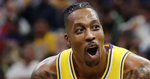 dwight howard accuses assault accuser threatening to call his mom spill secrets
